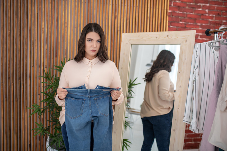 Гормональный живот: почему появляется жир у женщин и мужчин