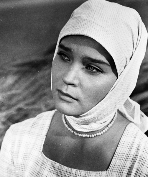 Какой была Светлана Светличная в молодости: 13 фотографий главного секс-символа советского кино