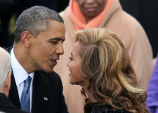 Барака Обаму обвинили в романе с Бейонсе