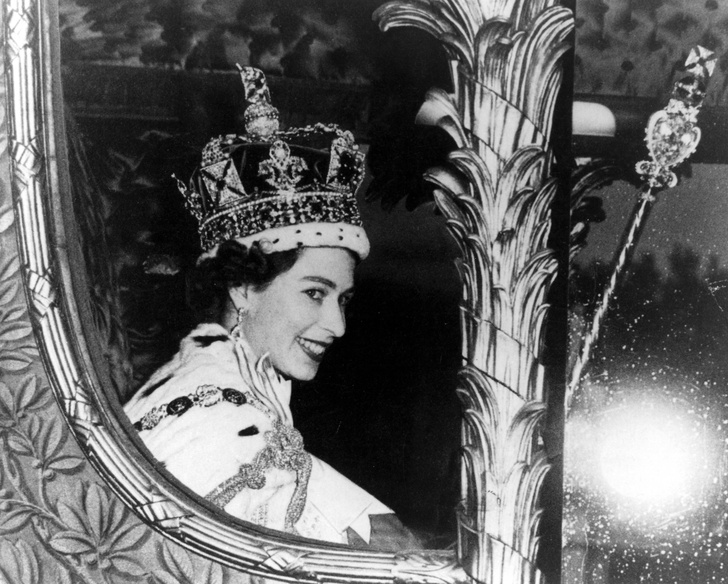 Сокровища монархии: коронационные украшения, о которых мечтают королевы и принцессы