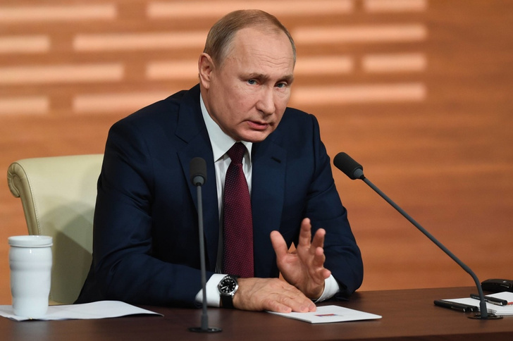 Владимир Путин продлил нерабочие дни с сохранением зарплаты до 30 апреля