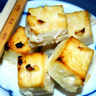 Что такое тофу и с чем его едят