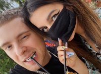 Егора Крида заподозрили в романе с 18-летней блогершей