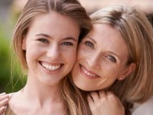 Звезды приняли участие во флэшмобе ко Дню матери вместе с Woman’s Day