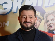 Михаил Галустян отравился лобстерами в ресторане
