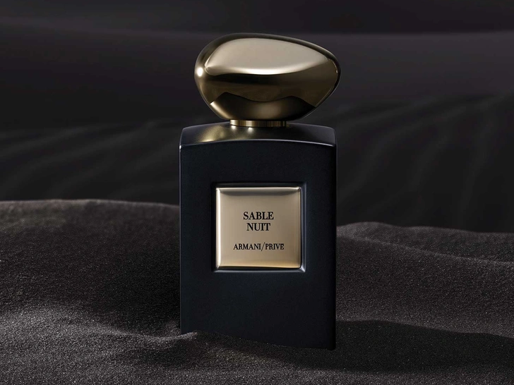 Аромат дня: Sable Nuit от Armani Privé