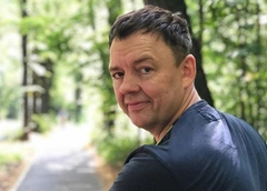Сергей Нетиевский обвинил руководителя «Уральских пельменей» в рейдерском захвате