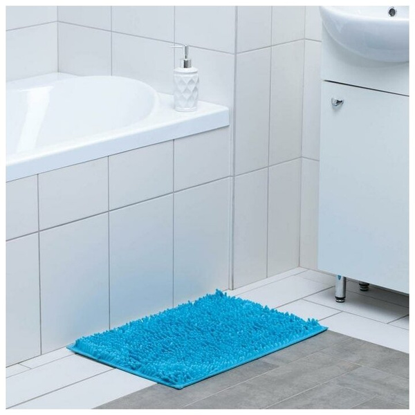 Синий коврик в ванную 