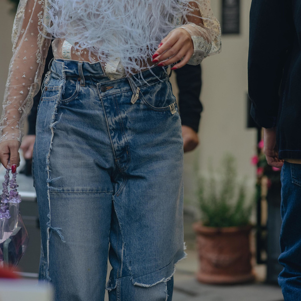 Модные джинсы в стиле пэчворк: 5 лучших моделей для тех, кому надоела обыденность