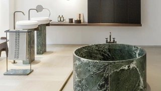 Тренды 2022: мрамор в ванной комнате