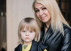 Сын Яны Рудковской оправдал ее жесткость