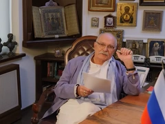Диагноз засекречен, подключены специалисты: Никиту Михалкова спасают врачи, вернувшие из комы певицу МакSим