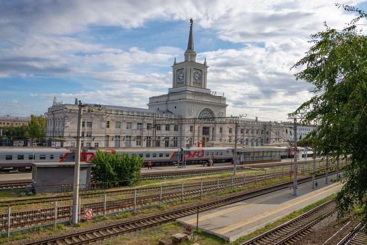 Шедевры с перронами: 10 самых красивых вокзалов России