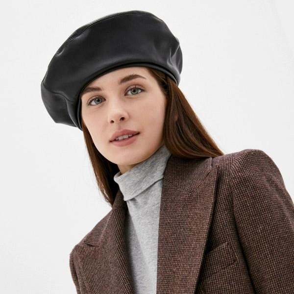 Берет HatparadЦена: 7 191 руб.Где купить: lamoda.ru