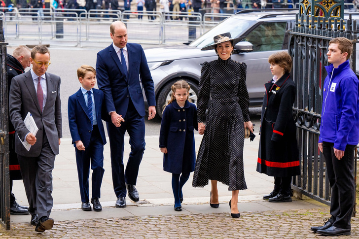 Новый бунт в королевской семье: принц Уильям и Кейт Миддлтон задумались об отказе от титулов
