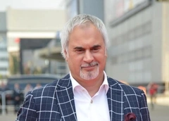 «Ответственность и безумное счастье!»: Валерий Меладзе расчувствовался, рассказывая о младшей дочке