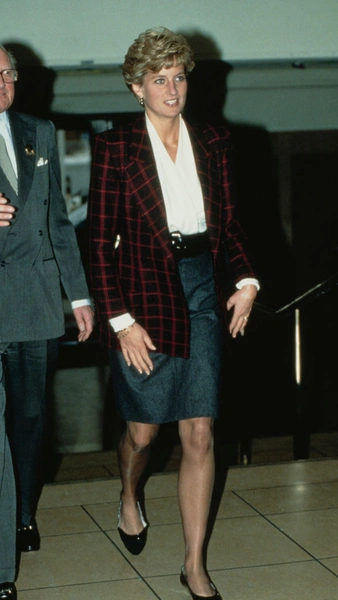 Принцесса Диана прибывает на конное шоу в Лондоне, декабрь 1990