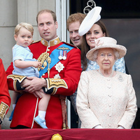 Catherine Elizabeth Middleton, Prince George, Prince William, Prince Harry and Queen Elizabeth II Принц Уильям, Кейт Миддлтон, принц Джордж, Елизавета II, Принц Гарри