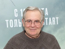 Юрий Стоянов: «Сталкиваюсь с издевательством над немолодостью»
