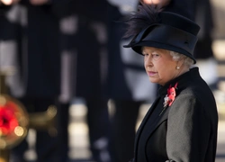 Королевская траурная традиция, которую нарушила Елизавета