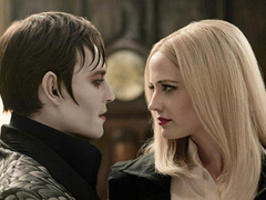 Ева Грин стала блондинкой и превратила Джонни Деппа в вампира