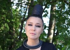 Певица Елка: «Я люблю себя потрепанной и отекшей»