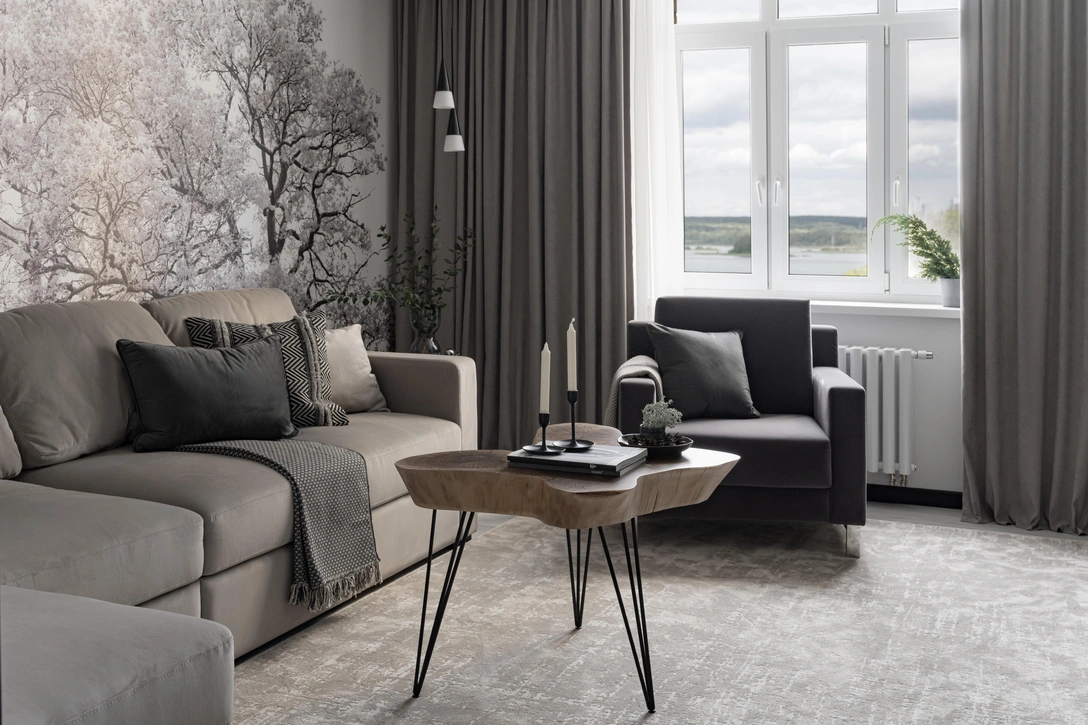 Диван, «Амикс». Кресло, «Минова». Ковер, «Ами-ковры». Освещение, Lightstar. | Источник: Наталья Горбунова