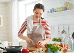 Упростить готовку и сэкономить время: 13 «хитрых» вещей для кухни, о которых знают только хорошие хозяйки