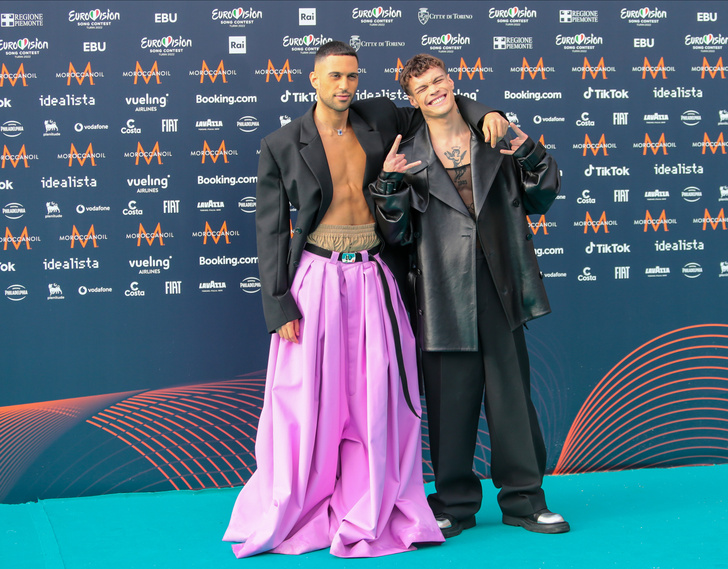 «Евровидение-2022»: самые безумные наряды участников конкурса