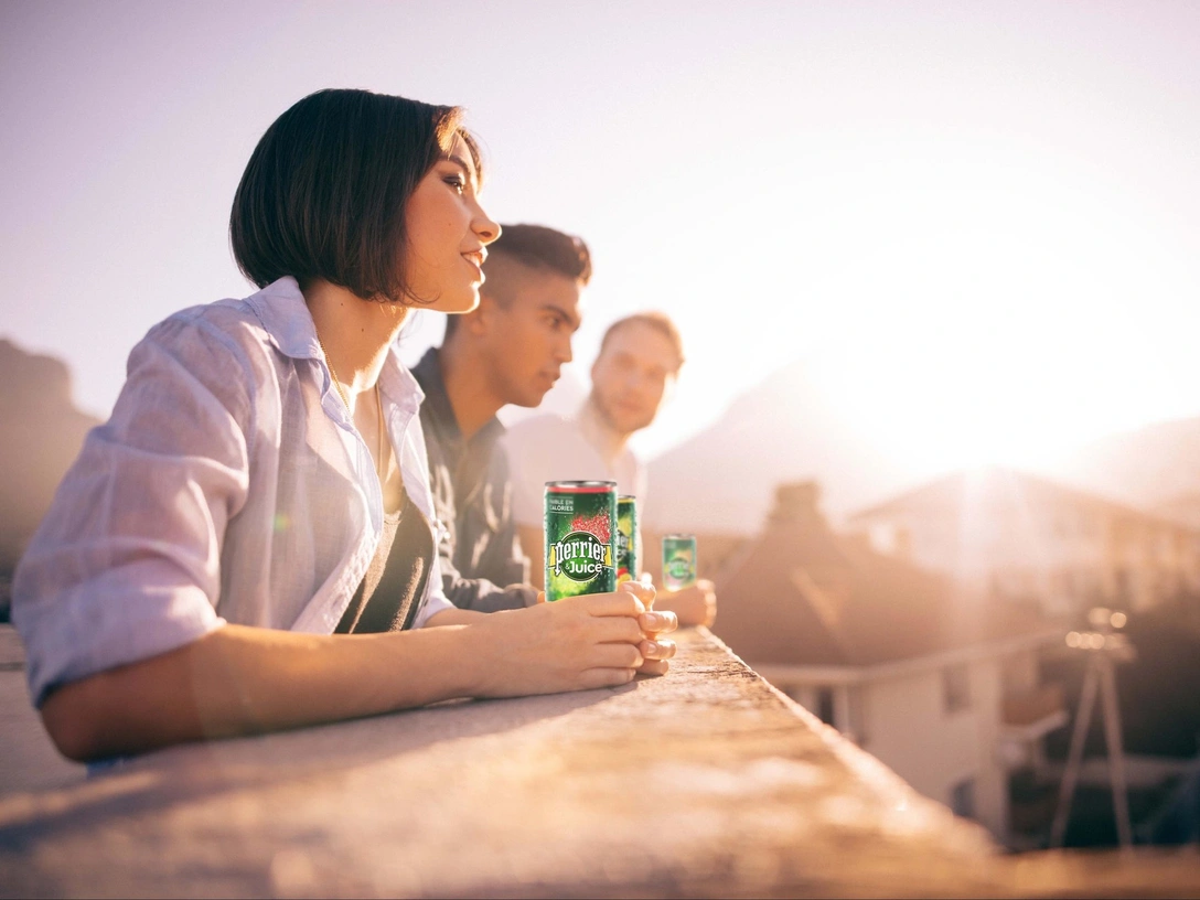 Вкус и польза: что нужно знать о новинке Perrier & Juice | marieclaire.ru