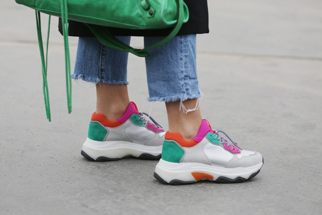 Самые модные кроссовкм весны 2018: фото