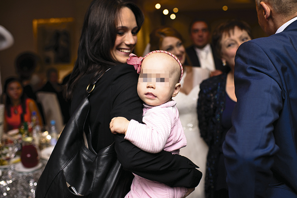 В декабре 2014 года у Кристины и Игоря родилась дочь София- Каролина