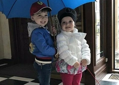 Максим Галкин устроил Гарри и Лизе фотосессию в замке