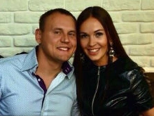 Степан Меньщиков пытается наладить отношения с женой