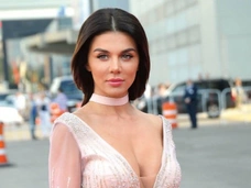 Певица самых строгих правил: в школе Анна Седокова отшивала ухажеров
