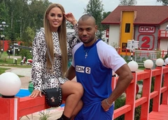 Ефременкова сняла видео из постели с Мондезиром, а Шепелев рассказал про заботу о втором сыне: соцсети звезд