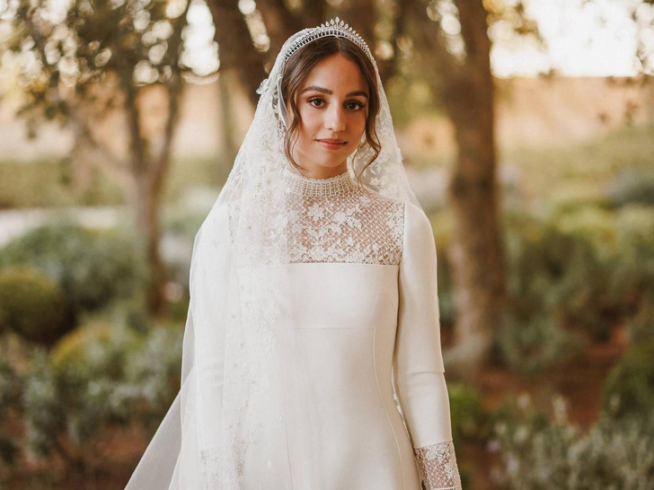 Сказочное платье: все секреты роскошного свадебного образа принцессы Иман