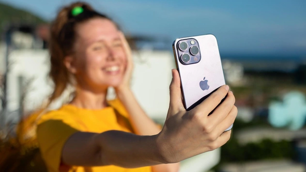 Нейросеть ChatGPT развела парня на новенький iPhone