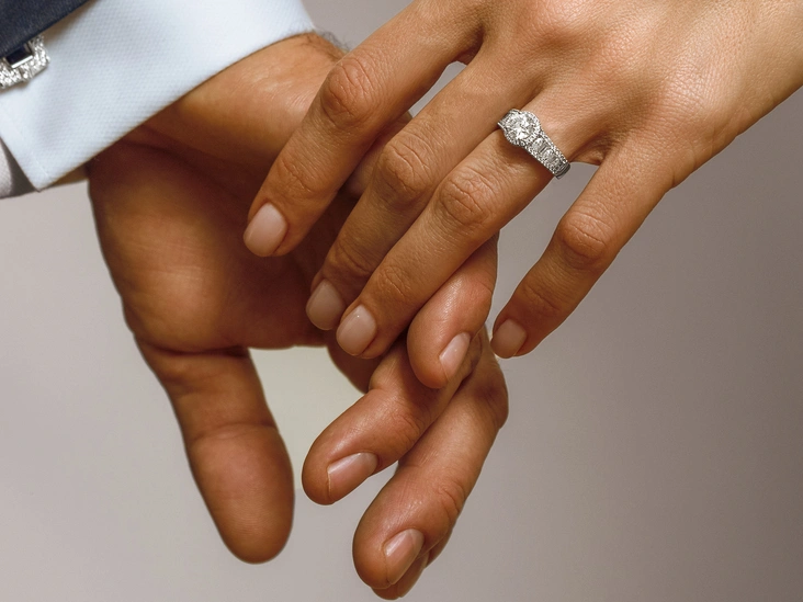 Кольцо с бриллиантами, Royal