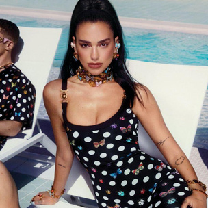 Добавляй в гардероб: 3 тренда с показа Versace x Дуа Липа, от которых все будут без ума этим летом