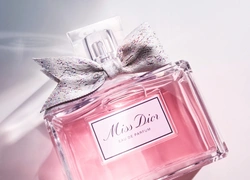 Аромат дня: Miss Dior EDP от Dior