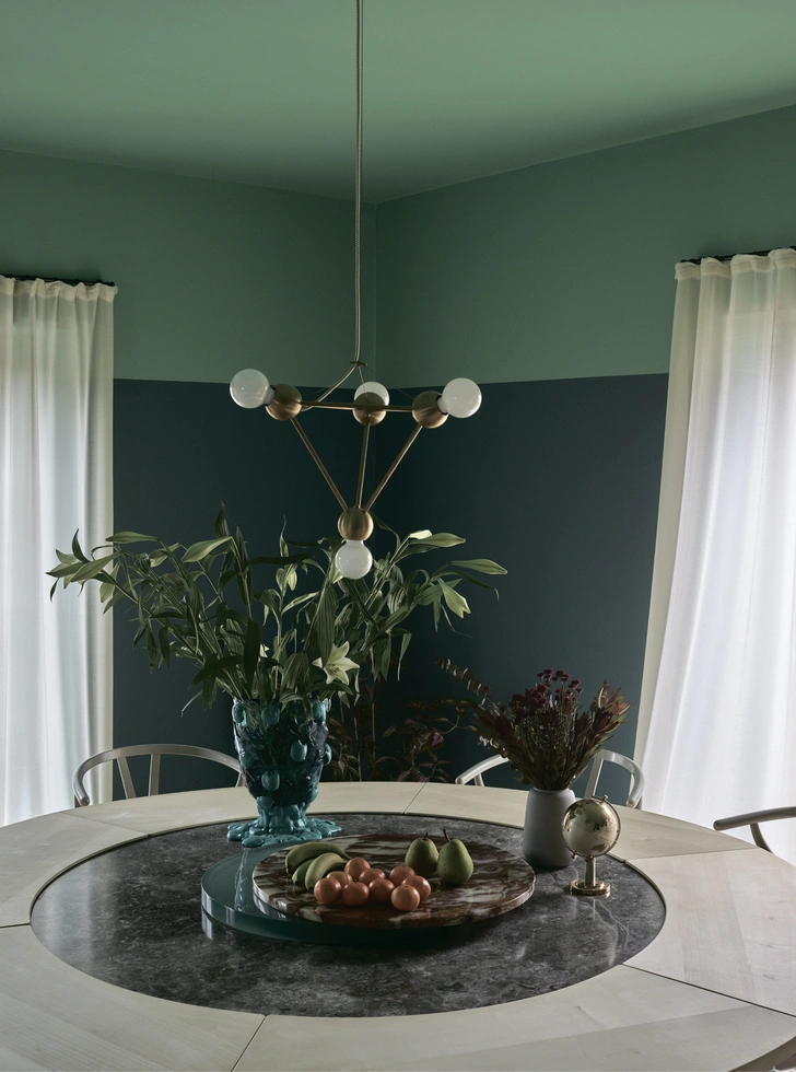 Оттенки Mere Green №219 и Arsenic №214, все — Farrow & Ball. | Источник: Tapet-Cafe