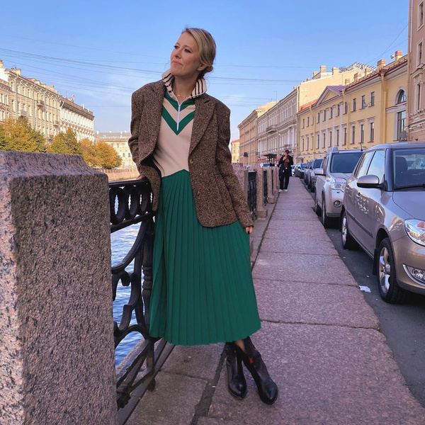 «Если хотите поддержать нас, купите мерч»: Ксения Собчак пожаловалась на финансовые трудности