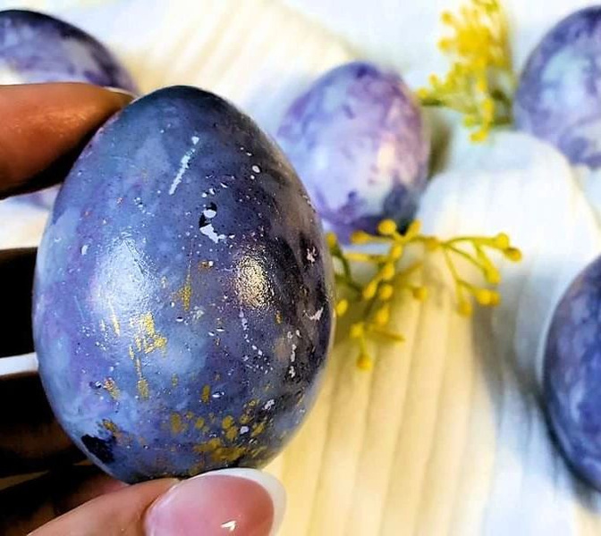 Как необычно украсить яйца на Пасху-2022: 15 классных и простых идей