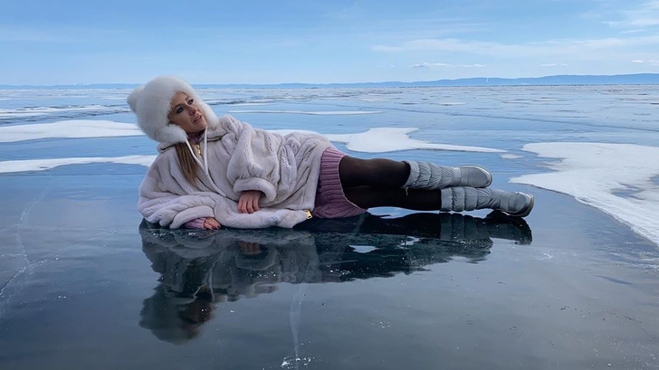 Юлия Барановская устроила детям каникулы на озере Байкал