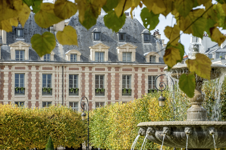 Формула площади Вогезов: кофе, багет и номер в отеле Cour des Vosges, в котором можно почувствовать себя настоящей француженкой