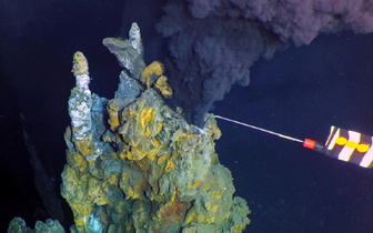 Баня по-черному: ученые нашли гидротермальные источники на глубине 2,5 км