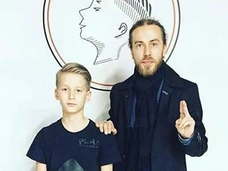 Сын Децла сделал ДНК-тест на родство с рэпером: суд огласил результат