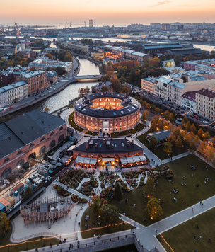 Где провести выходные: 5 причин поехать в Санкт-Петербург