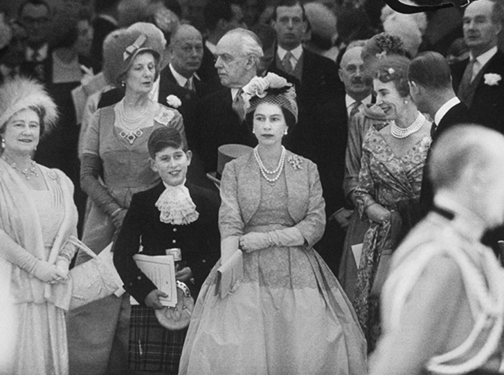 Фото №29 - Королевская свадьба #2: как выходила замуж «запасная» принцесса Маргарет